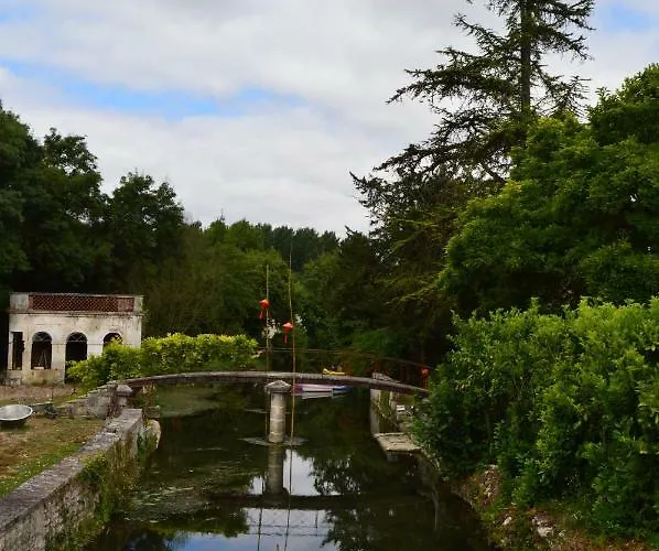 Le Moulin De Bed & Breakfast