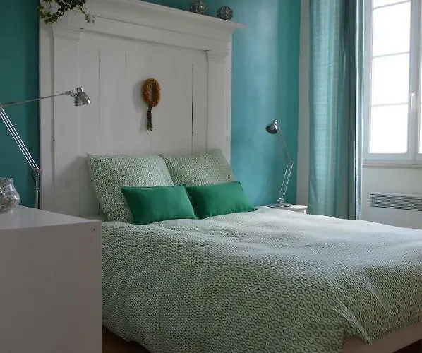 Le Moulin De Bed & Breakfast Bassac